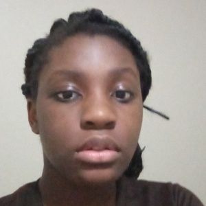 Meet your Posher, Christelle